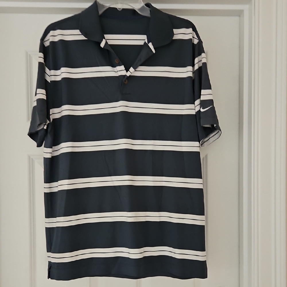Nike Men's Polo Shirt in Navy and White Stripes